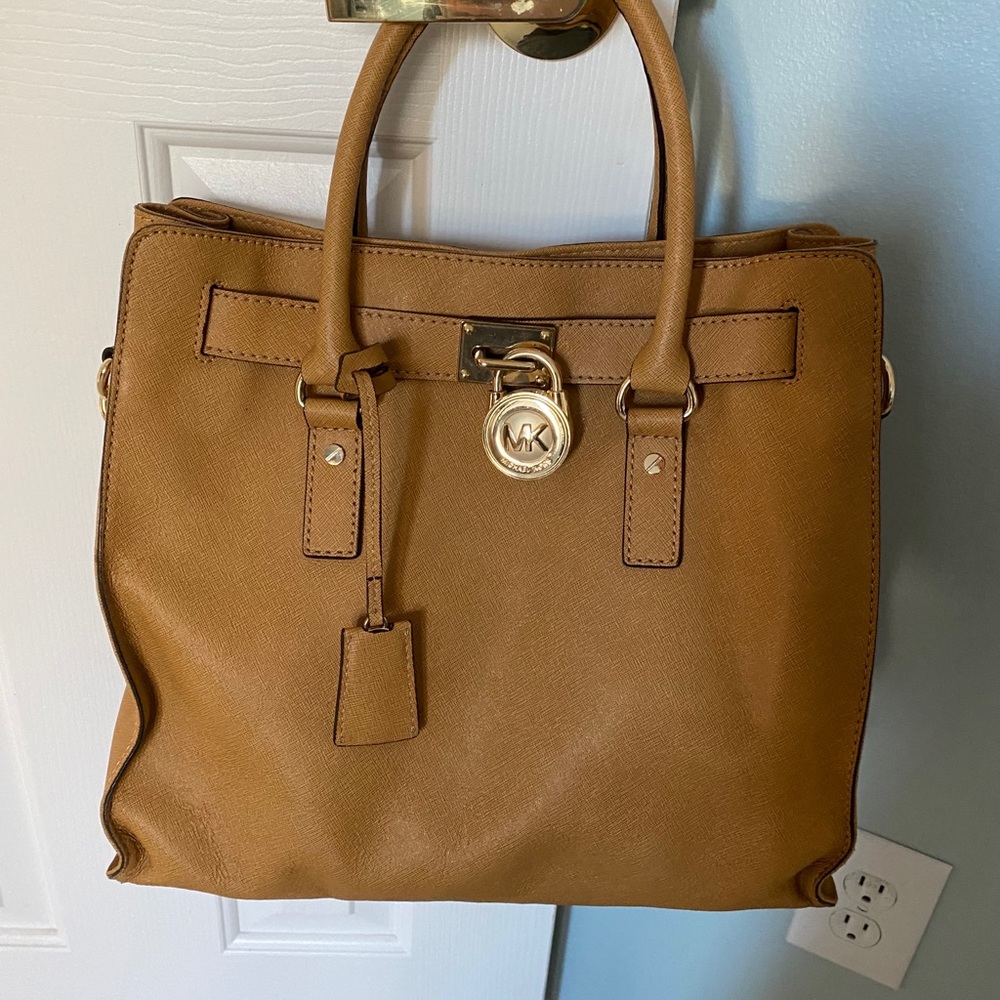 Michael Kors tote - Picture 2 of 7